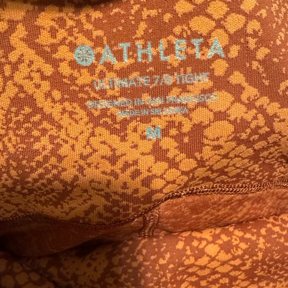 Athleta Ultimate 7/8 Tights Leggings With Stash Pockets Snake Print size M - Picture 6 of 12